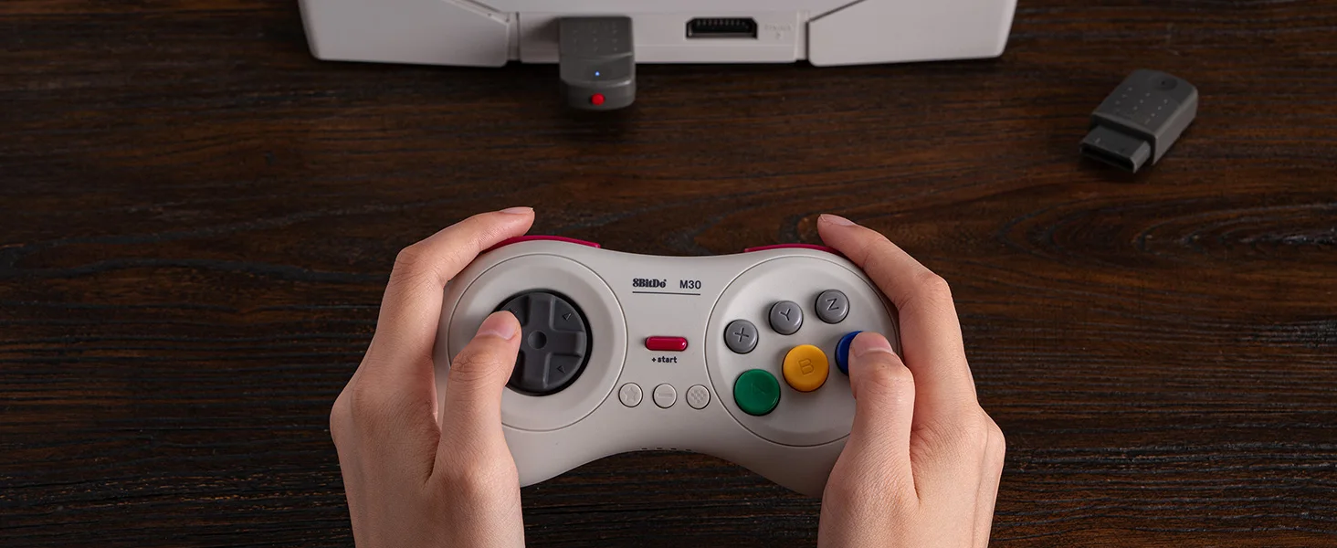 8BitDo Retro-Empfänger-Adapter für Saturn, Windows 11/ 12, kompatibel mit Xbox Series, Xbox One, Switch Pro, PS5, PS4-Controller – Detail 6