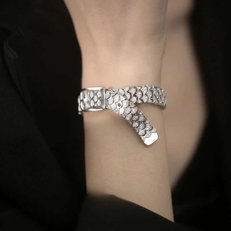 

UMQ 2024Original 925 Sterling Silver Big Fish Begonia Strap Bracelet Light Luxury Advanced Ornament Couple Gift