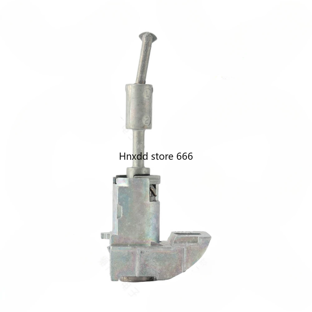 Suitable for Range Rover, left door lock cylinder, main driver door lock cylinder