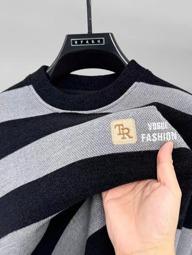 

High quality luxury 2024 round neck striped color blocked exquisite embroidery men's sweater casual warm thick knit sweater