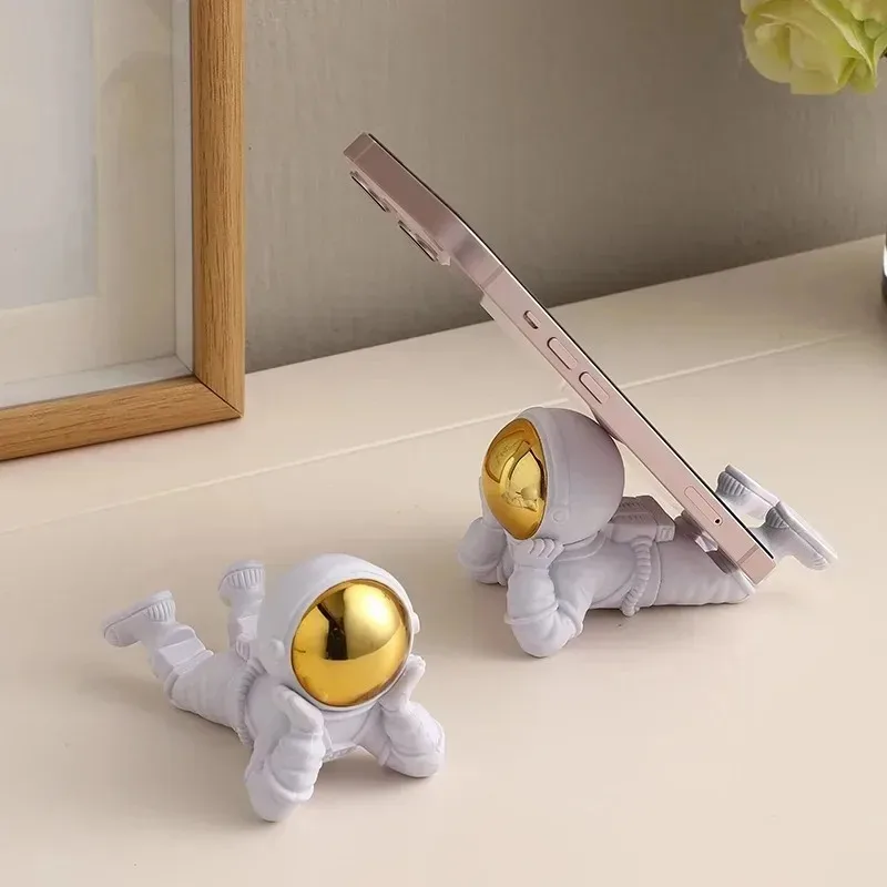 Multi-function Astronaut Spaceman Desktop Statue, Phone Holder Ornament Suitable for Home Interior and Office Desk Decoration