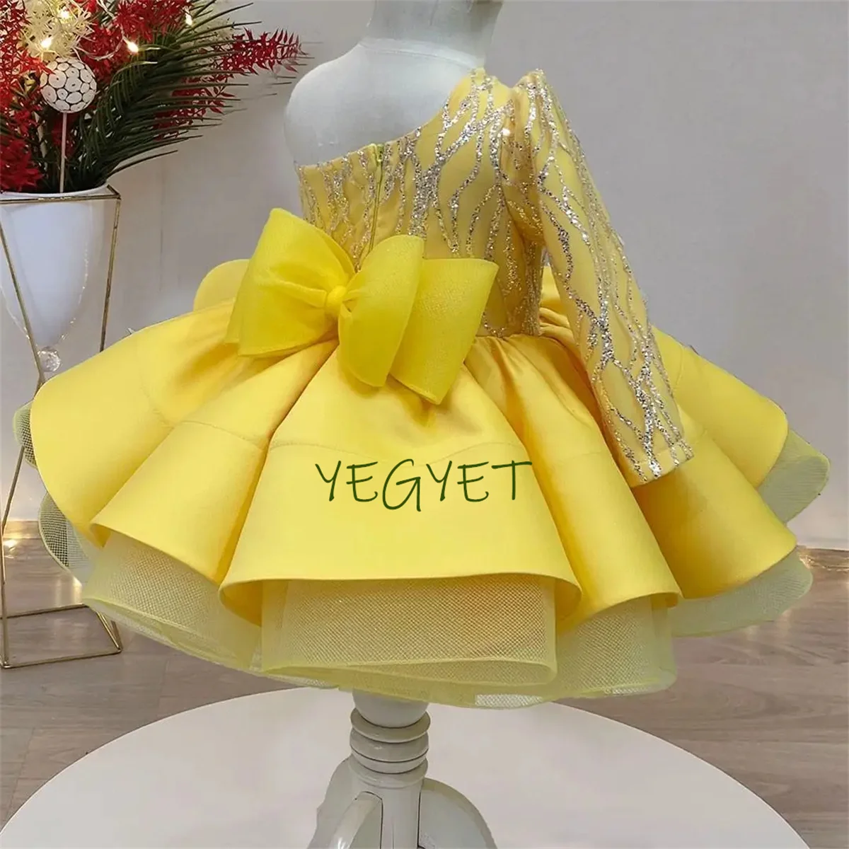 

Yellow Flower Girl Tutu Dress 2022 Long Sleeve One Shoulder Princess Baby Girls Pageant Gowns Puffy First Communion Birthday For