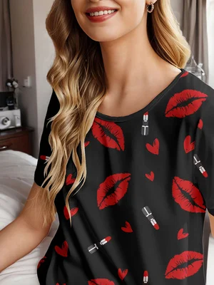 Women's pajama set with heart, lipstick ＆ lip print patterns, comfortable summer clothing view 5
