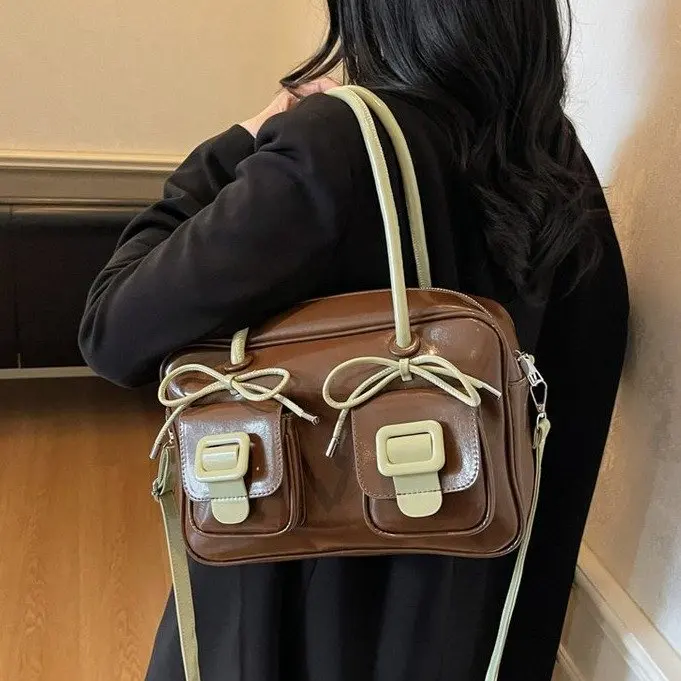 합리적인 가격의 럭셔리 여성 크로스바디 백 2025 넉넉한 토트백 내구성 있는 PU 가죽 일상용 다중 포켓 경량 출퇴근용