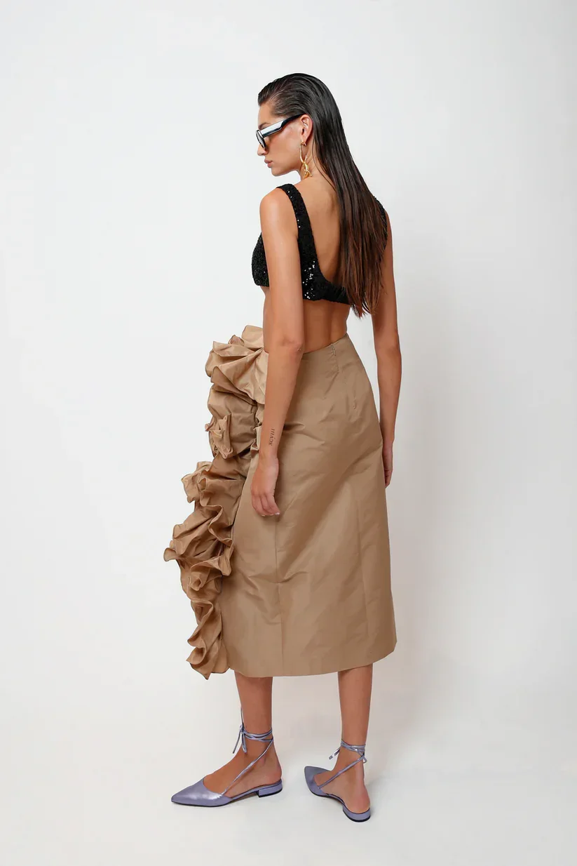 Chic Design Ruffles Taffeta Midi กระโปรงเอวสูงสีกากีซาตินชาความยาวผู้หญิงอย่างเป็นทางการกระโปรง Ruffle Edge Street กระโปรงดินสอ