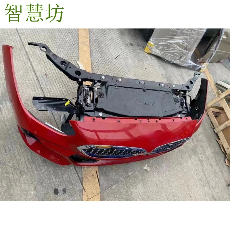 

Подходит для BMW Z4 G29: передние фары, капот, задний бампер, крылья и другие автозапчасти.