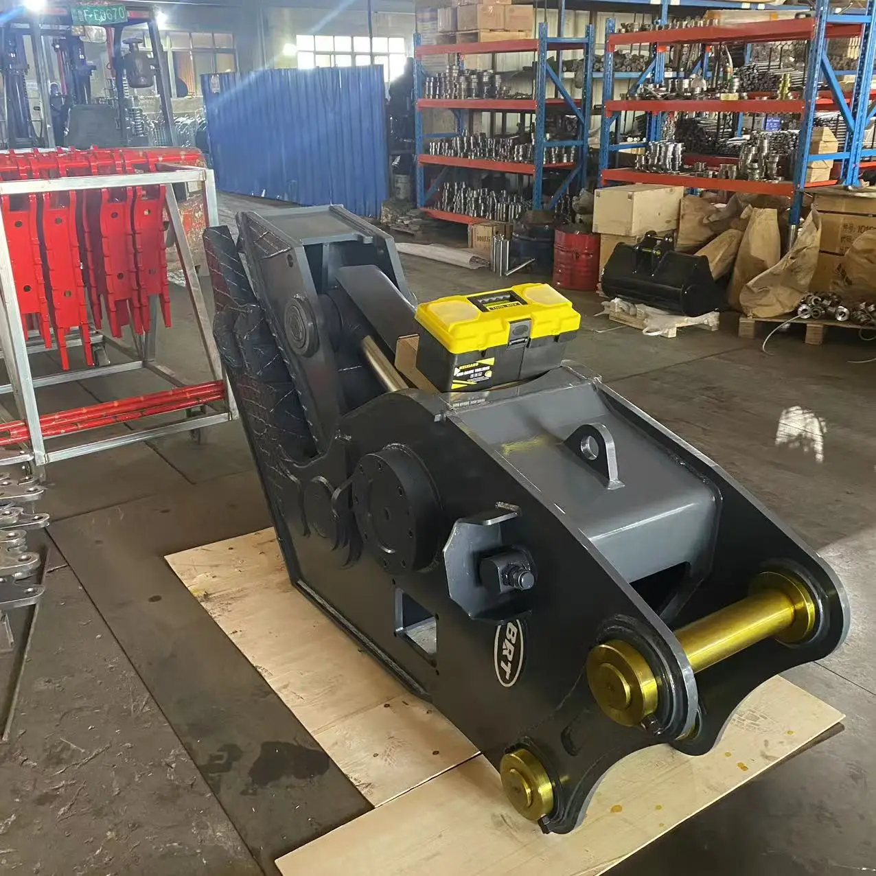 DHG-08 19-24 Ton Excavator Attachment Hydraulic Concrete Pulverizer Crusher Shear Built-in Hydraulic Engine Core Q355 Material
