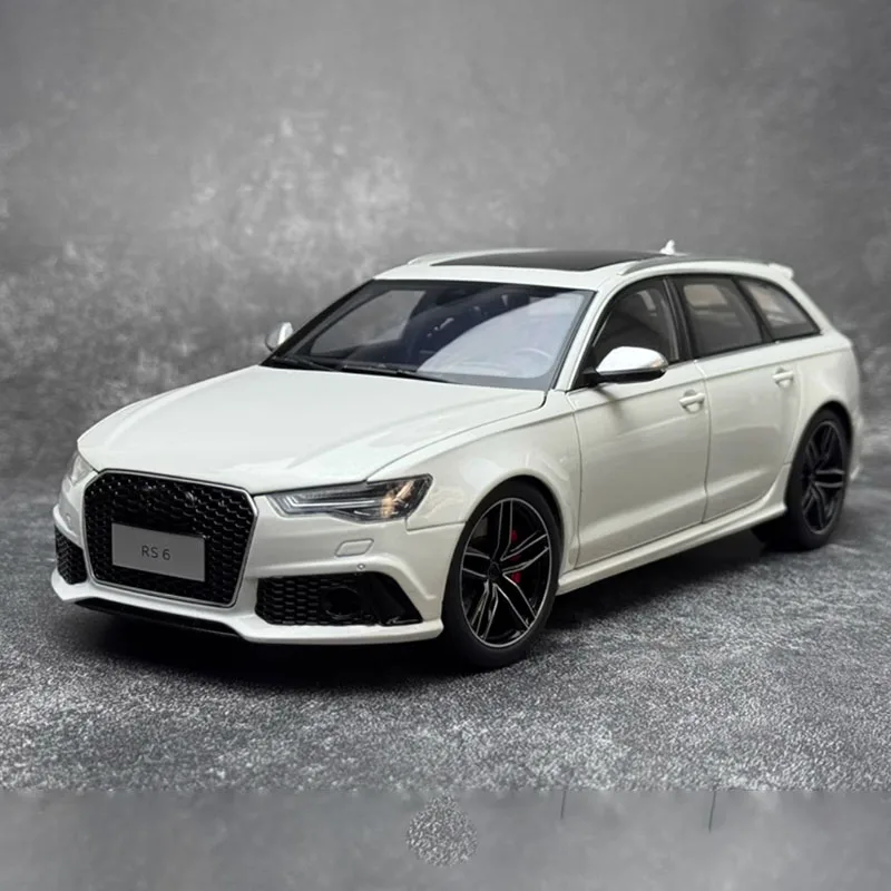 Diecast Original 1:18 Scale Audi RS6 AVANT C7 Wagon Car Alloy Car Model Static Display Collectible Toy Gift Decration Souvenir