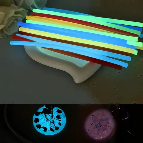 Bilashmart 5pcs Luminous Hot Glue Sticks Translucent Sealing Wax Stick For DIY Sealing Stamp Night Noctilucent Decoration 7mm * 200mm