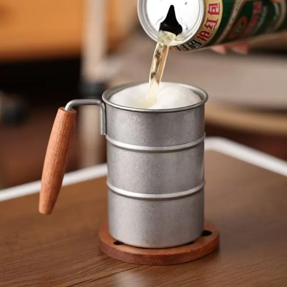

Stainless Steel Vintage Wine Mug Oil Barrel Design Industrial Style Cold Drinks Mug Shatterproof Wooden Handle Coffee Cup