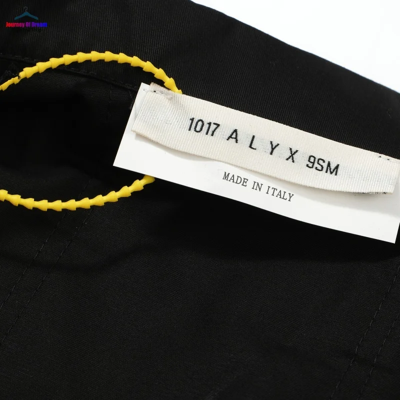 25SS New ALYX 1017 9SM Men's  Women's Inkjet Graffiti Logo Functional Zipper Short-Sleeved Shirt Black