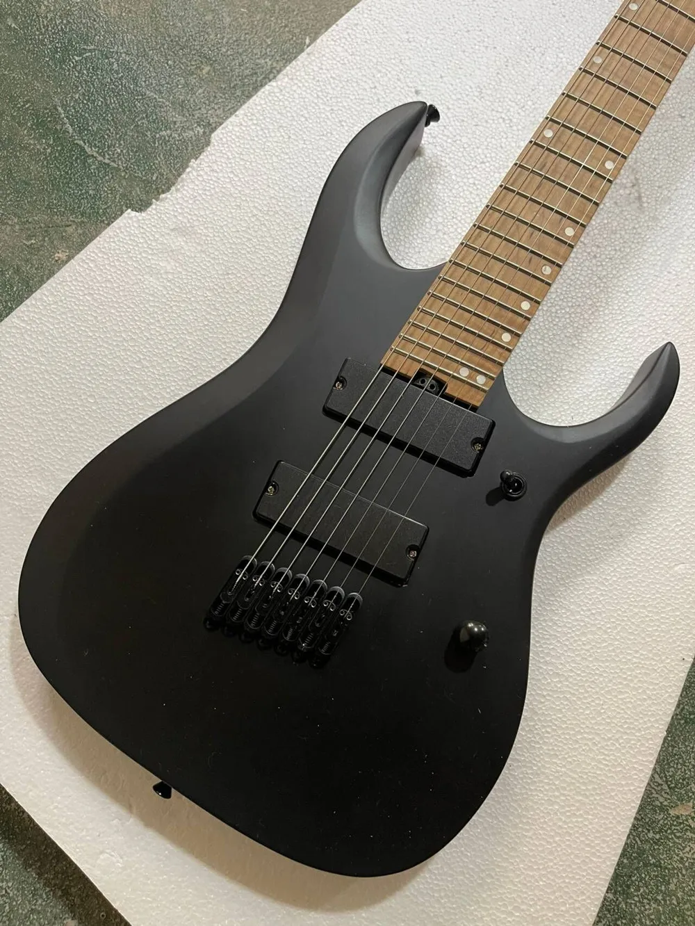 7 Strings Electric Guitar with Black Hardware,Roasted Flame Maple Neck,Provide Customized Service