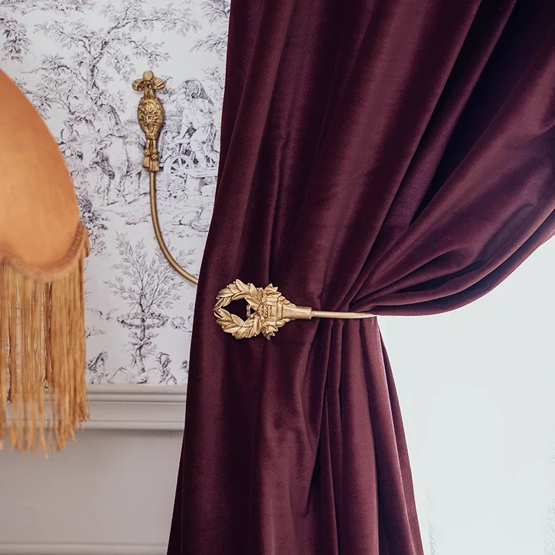 Iron Alloy Curtain Hook Gold Hollow Carved Wall Hook  French Vintage Decorative Hook Retro Curtain Tieback for Home Decor