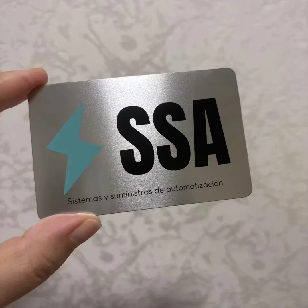 

Индивидуальная металлическая бизнес-захованная членство, рождественская карта, VIP-подарочная карта с QR-кодом