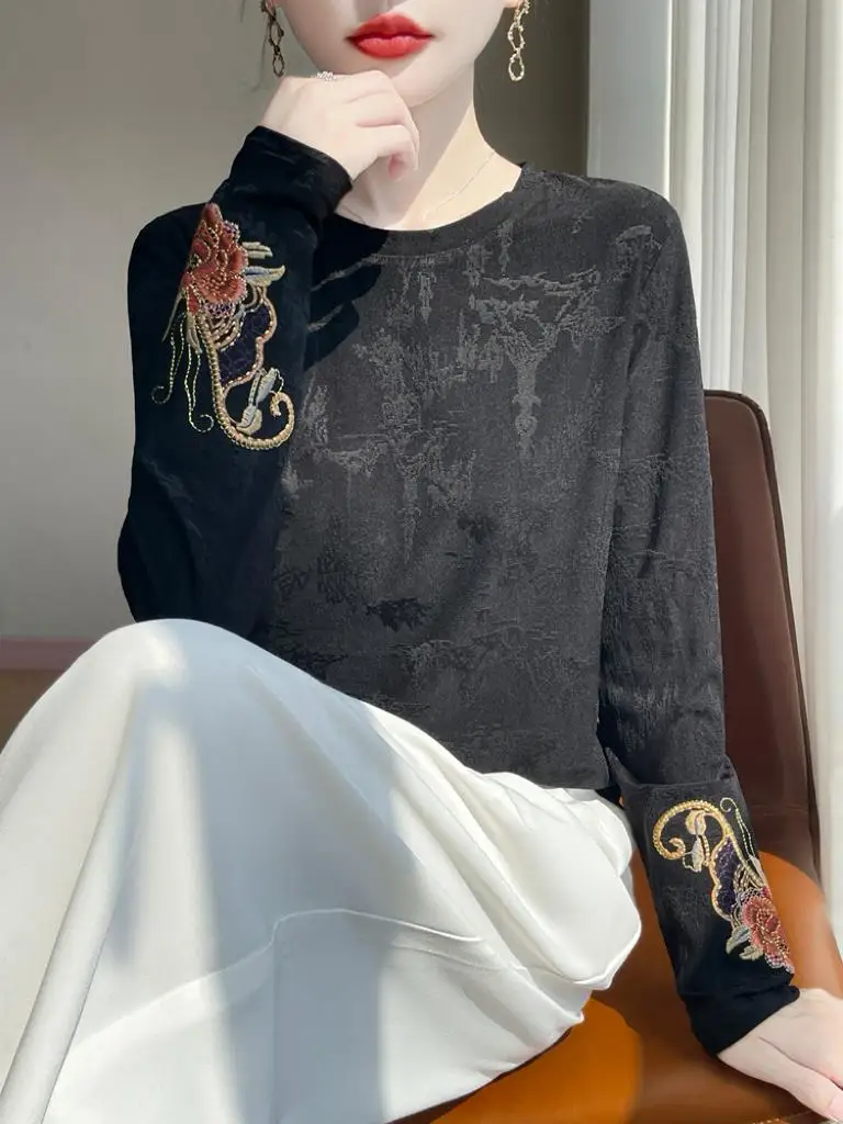 New Chinese Style round Neck Embroidered Top Women's Fashionable Patchwork Base Shirt Autumn Collection Traditional Ethnic Wear