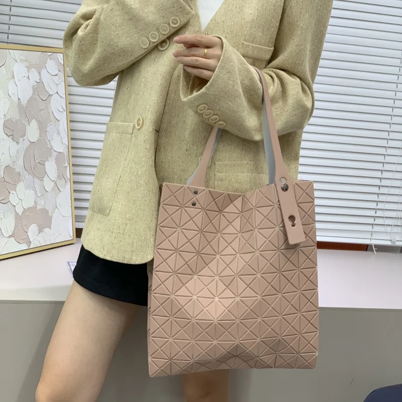

High-End Stylish Clutch Mini Bag Elegant Leather Classic Designer For Women Large Capacity Solid Color