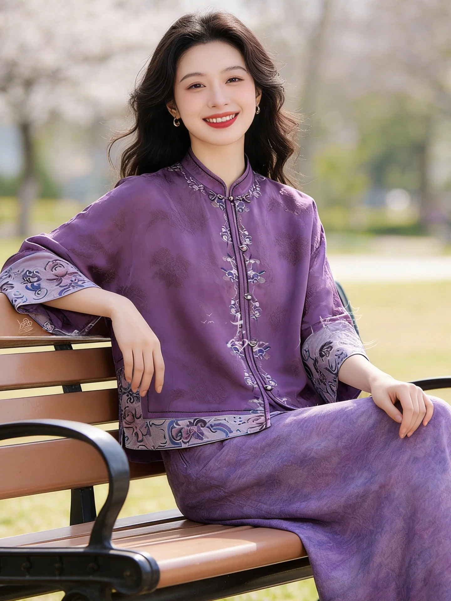 

Новая женская блузка в китайском стиле с объемной вышивкой и ручной вышивкой цветов, фиолетовая, свободного кроя, стройнящая, весенняя, с рукавом 3/4