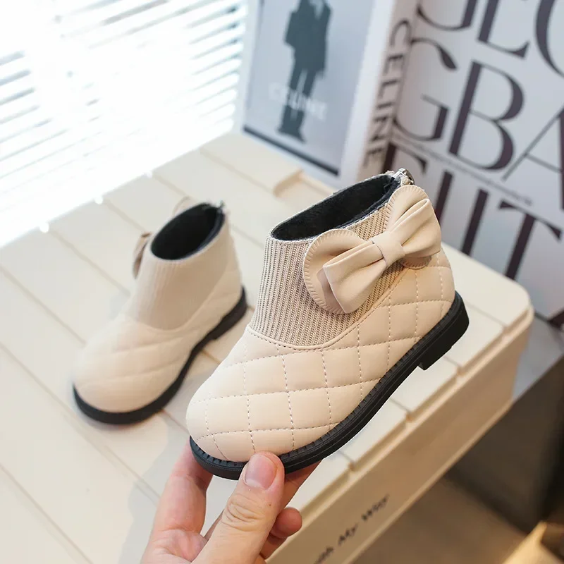 

2023 Kids Boots for Girl Sweet Elegant Children Ankle Leather Boots Fashion Bowknot Winter Versatile Toddlers Short Cotton Boots