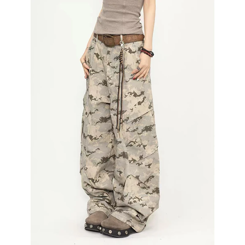 YIBASHU Women Baggy Camouflage Pants Oversize Cargo Pants Harajuku Japanese 2000s Style Vintage Y2k BF Style Trousers Clothes