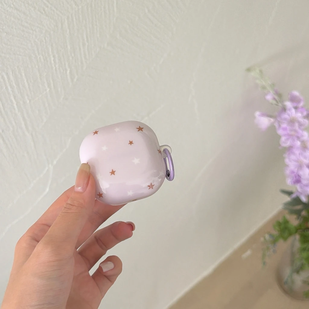Romantisches Lila Sternenmuster mit Pilz-Anhänger Kopfhörer-Schutzhülle für Samsung Galaxy Buds4 Pro 3 Pro 2 Pro FE Live Core