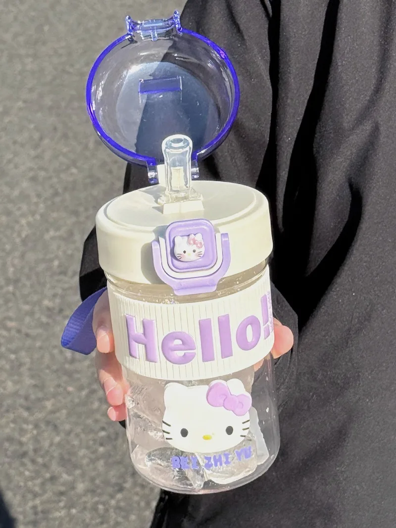 كوب ماء هالو كيتي اللطيف من القش للفتيات، كوب عالي الجمال جديد سهل الاستخدام، كوب بلاستك للطلاب مضاد للسقوط، رياضي محمول