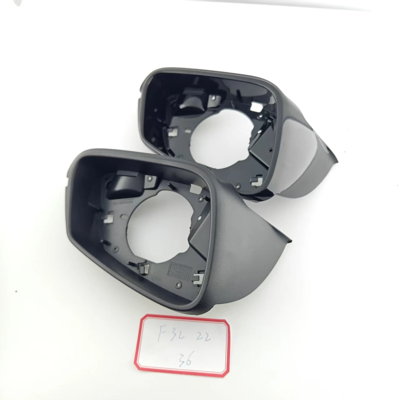 Applicable to BMW 4 Series F32 models from 2013 to 2019. Rearview mirror frame, shell, base and other accessories.