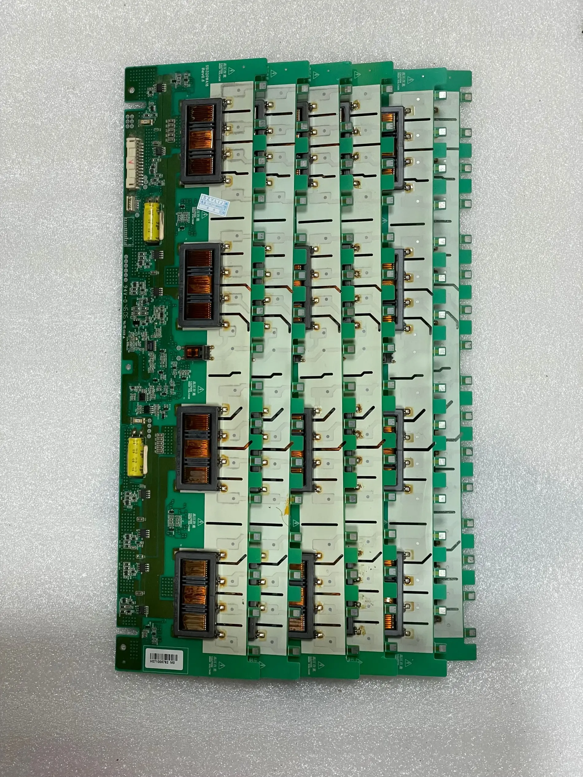 

LT3212 LT3288 SSI320WA16 REV0.6 LTA320WT spot