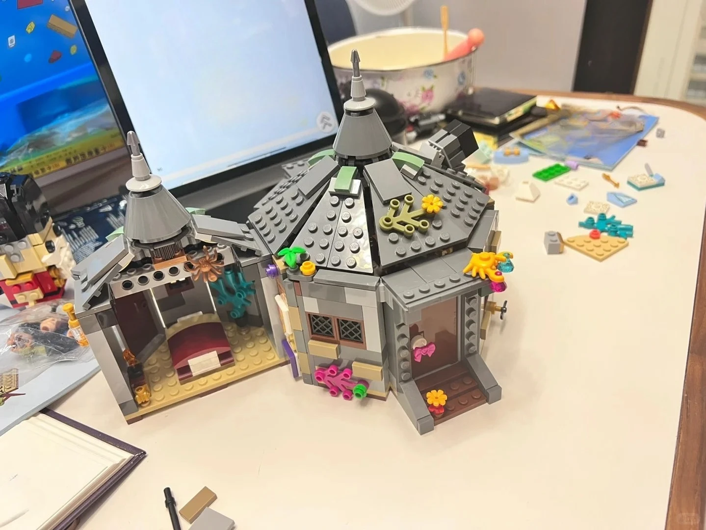 Bloques de Construcción de Tren del Hogar de Hagrid, La Cabaña, de Anime, Ladrillos Mágicos para Niños, Regalos de Cumpleaños