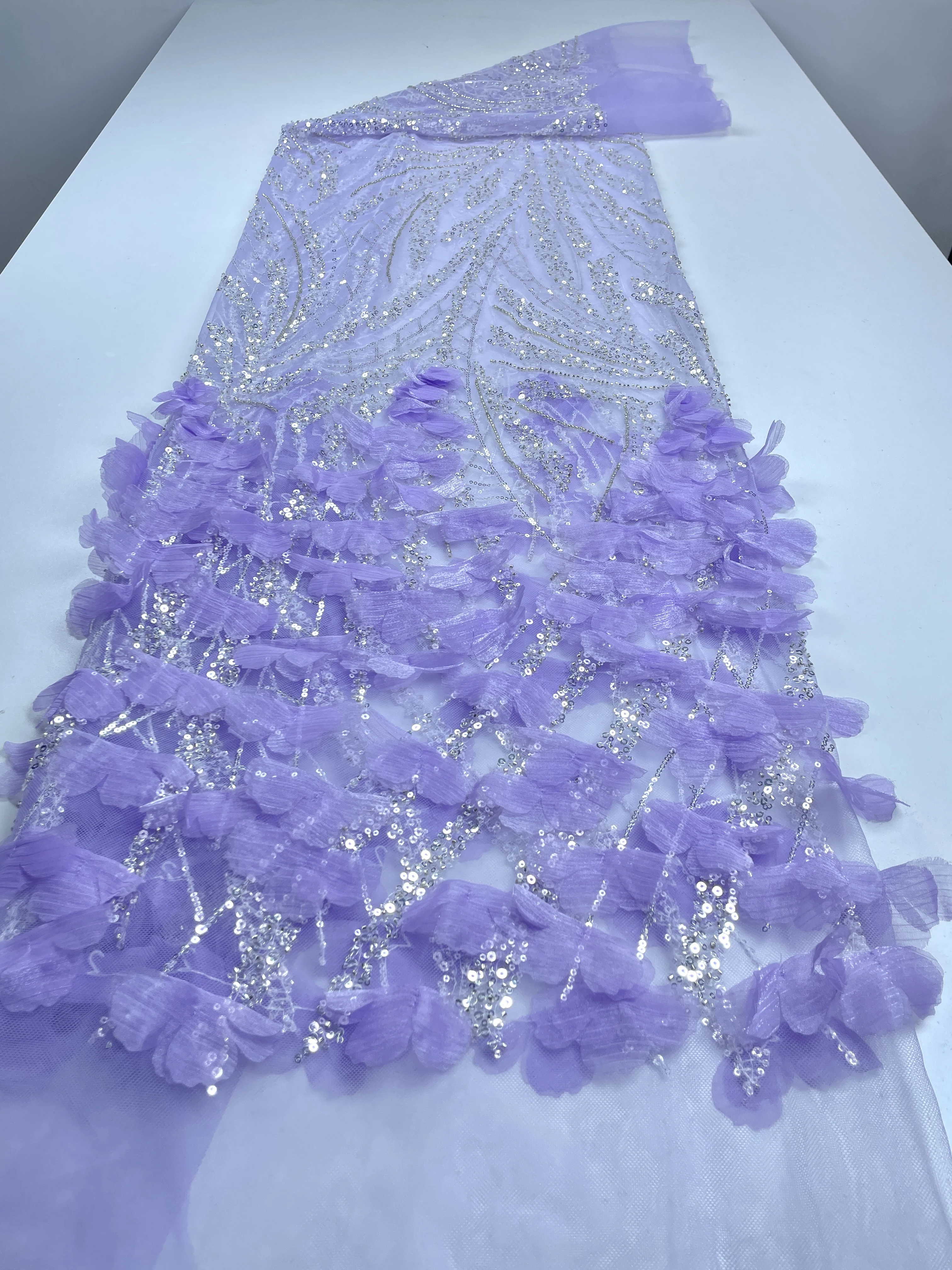 Latest African 3D Flower Lace Fabric Embroidery 2025 French Sequins Mesh Lace Fabric Nigerian Tulle Lace For Party Dress