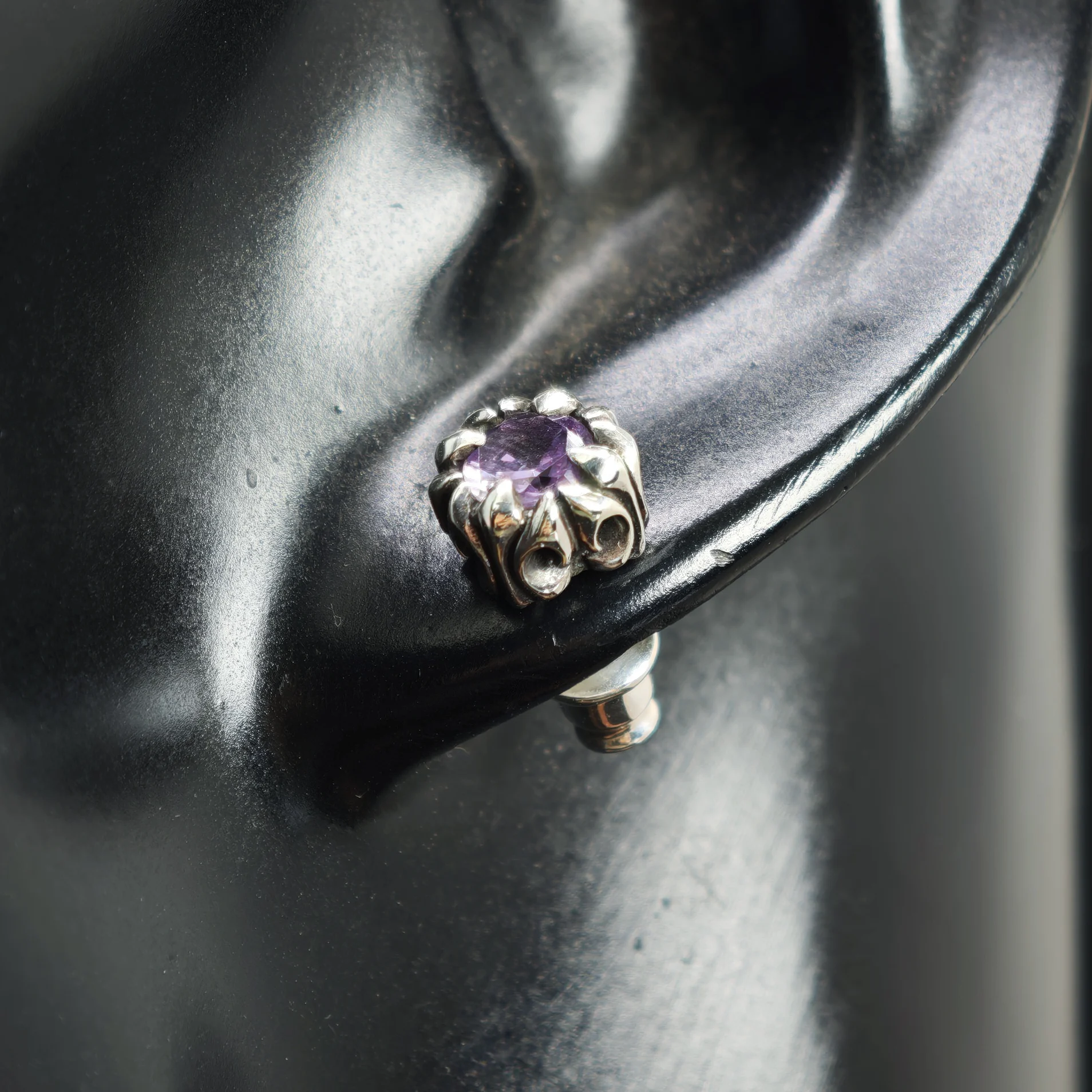 gothic-style-vintage-925-silver-earrings-with-embedded-zirconia-stones-deal-design-iron-head-store-fashion-jewelry