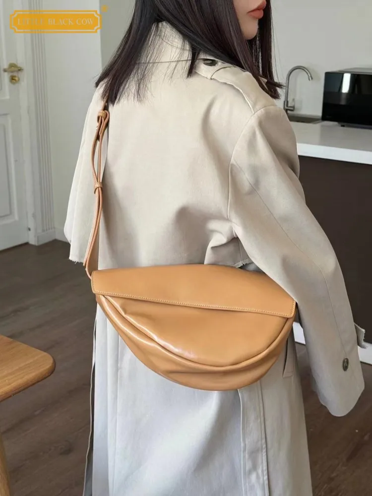 

Designer Retro Women Hasp Saddle Bag Single Shoulder Cow Split Leather Solid Color Female Office Casual Crossbody Underarm Bag