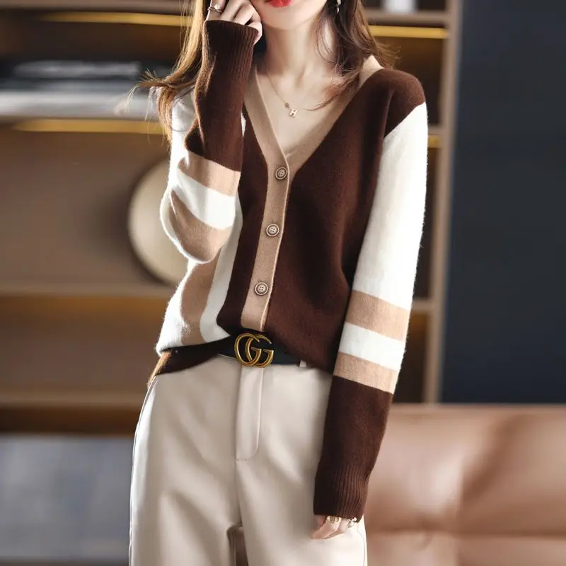 2023 New Spring and Autumn Fashion French Niche V-neck Stripe Color Blocking Loose Casual Lazy Style Women\'s Sweater Cardigan