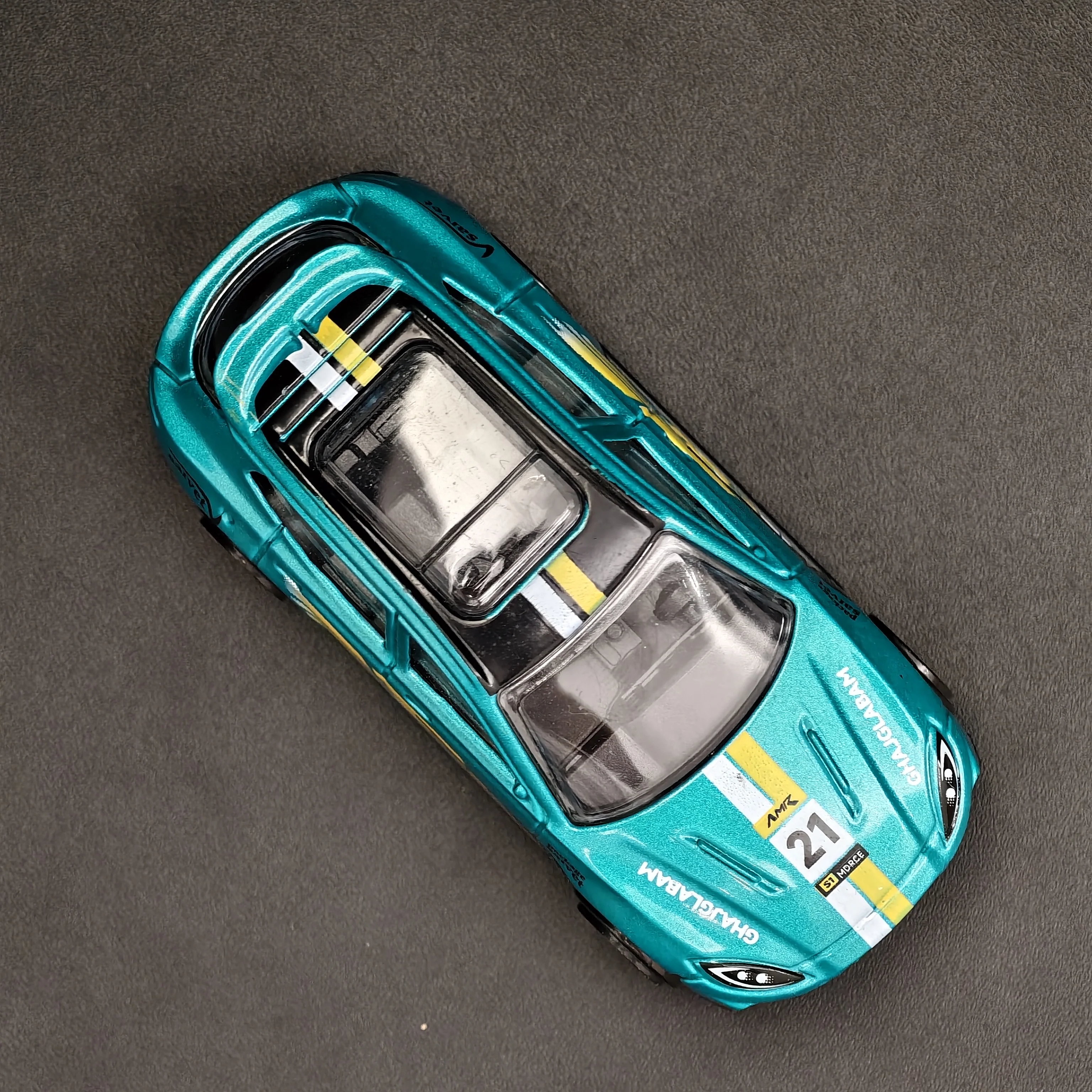 1/64 Scale Diecast Car Model Realistic Detailed Mini Auto Collectible Hobby Toy for Children Room Display Desktop Decor Gift view 6