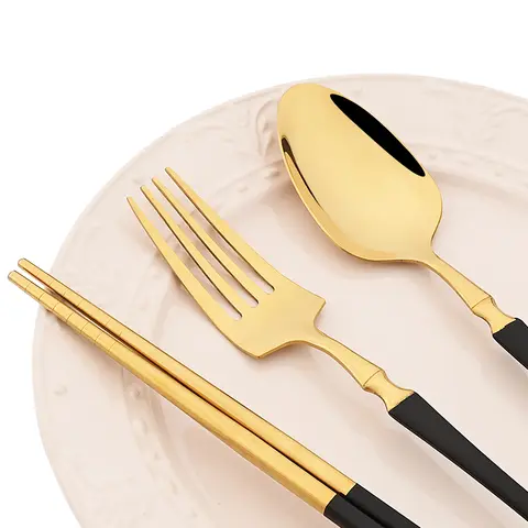 12 पीस काला सोना स्टेनलेस स्टील डिनरवेयर सेट कमर कांटा चम्मच चॉपस्टिक टेबलवेयर सेट मिरर वेस्टर्न किचन पार्टी फ्लैटवेयर 8 best sales डिनरवेयर सेट - №8