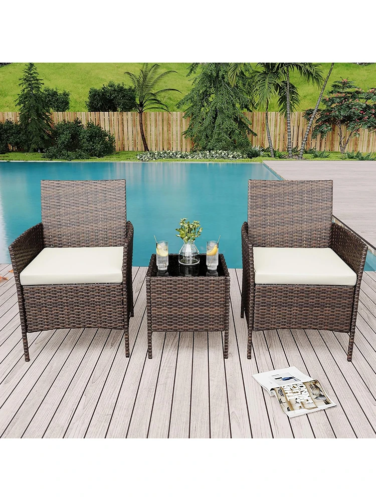 3-teiliges Gartenmöbel-Set aus PE-Rattan mit Kissen und Glas-Couchtisch für Garten, Terrasse, Veranda und Poolbereich