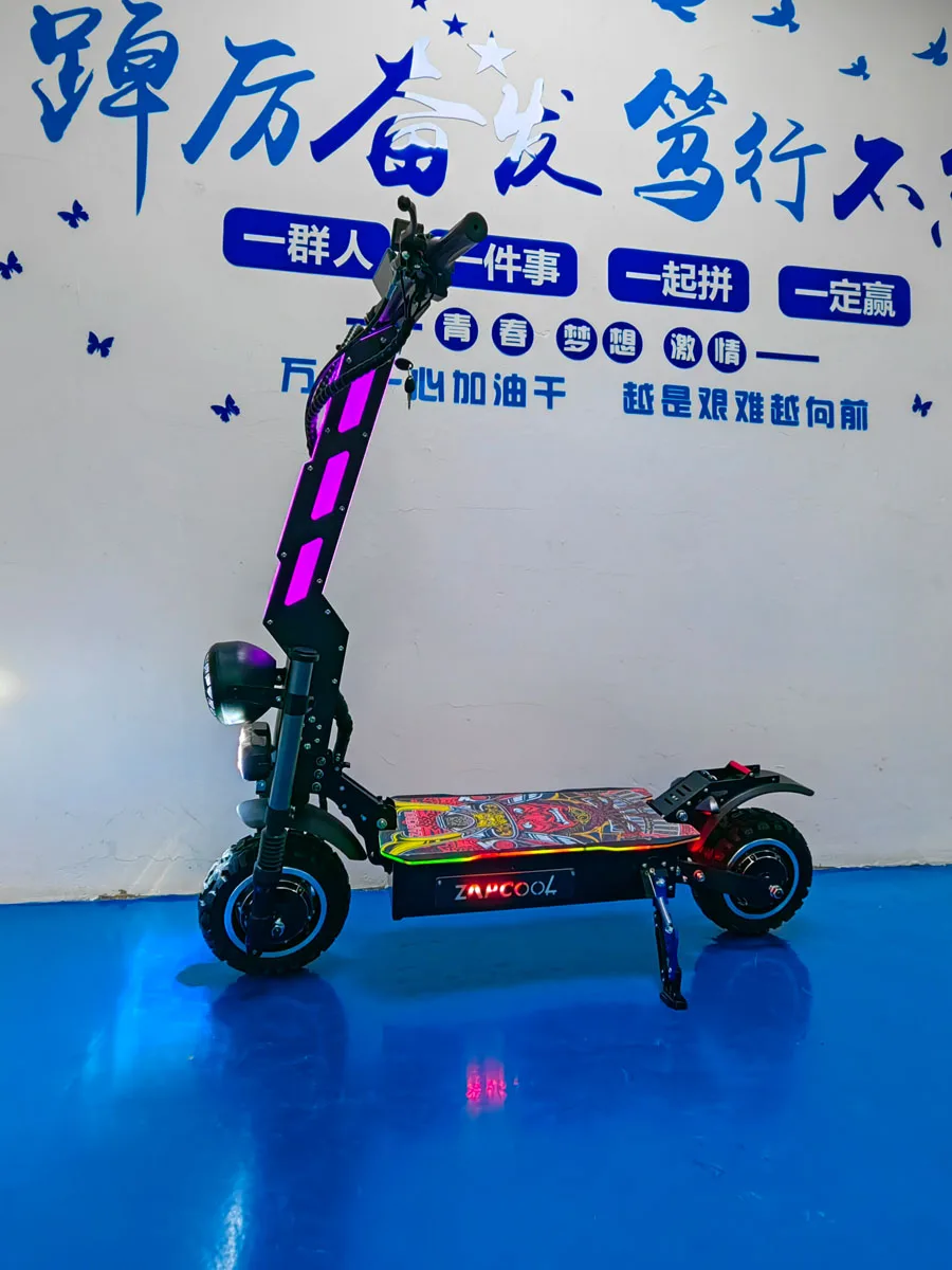 11/13 Inch  Off-road 60v8000Ｗ24AH  Range 60-80km 3 speed Electric Scooter