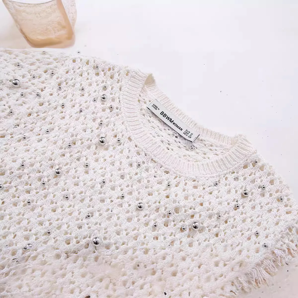 Chic Ladies Elegant Shiny Beads Summer Slim Fit White Sweater Girls Fashion Short Sleeve Casual Knitted Stretch Short Pullover