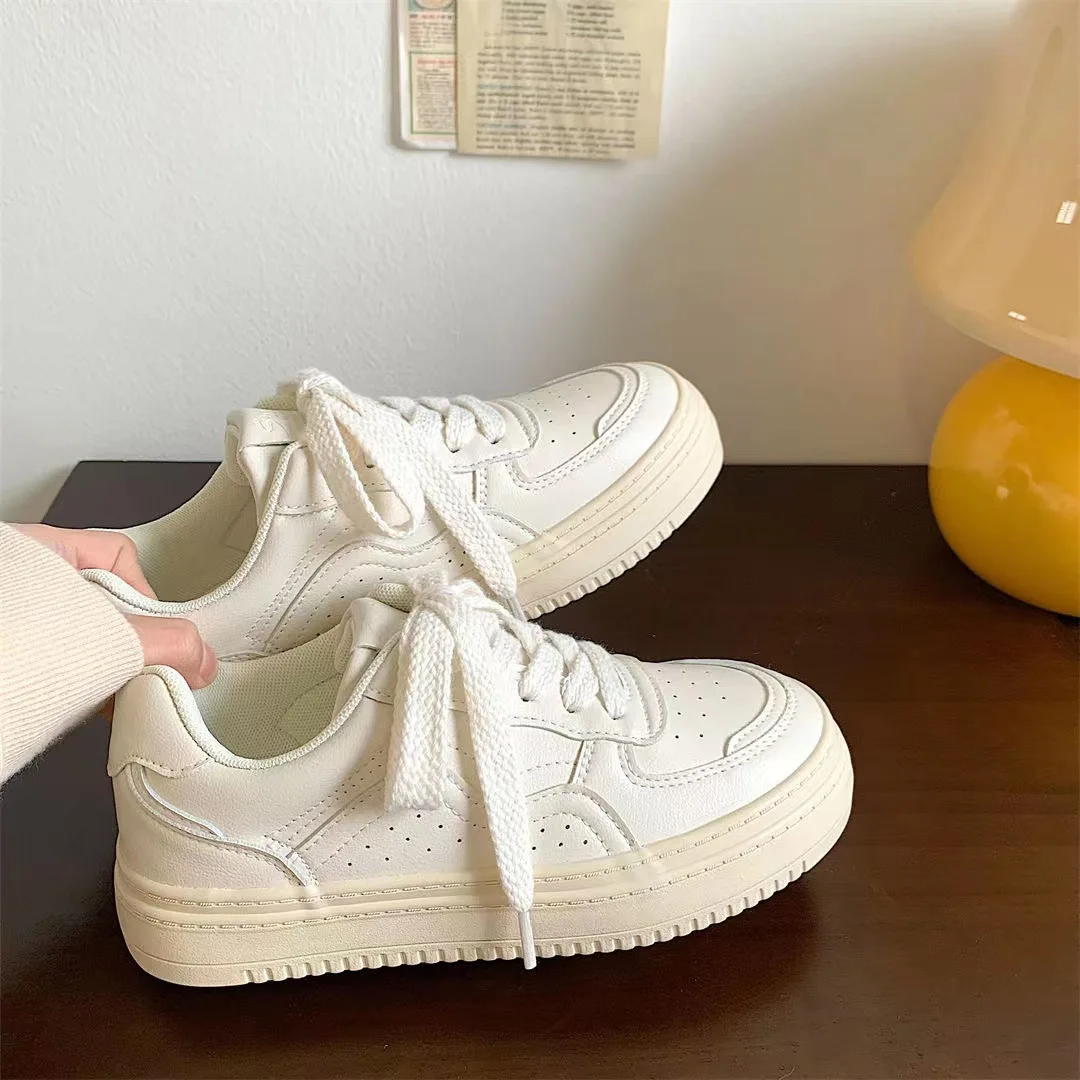 2024 New Autumn Thick Sole Increase Breathable Little White Shoes Women's Versatile Sports and Casual Board Shoes