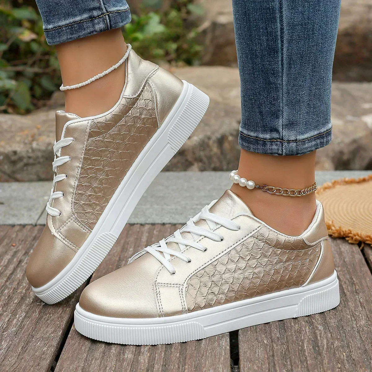 

2025 New Casual Shoes Fashion All-match Running Shoes Breathable Cloth Surface Lightweight Sports Women's Shoes Zapatos De Mujer