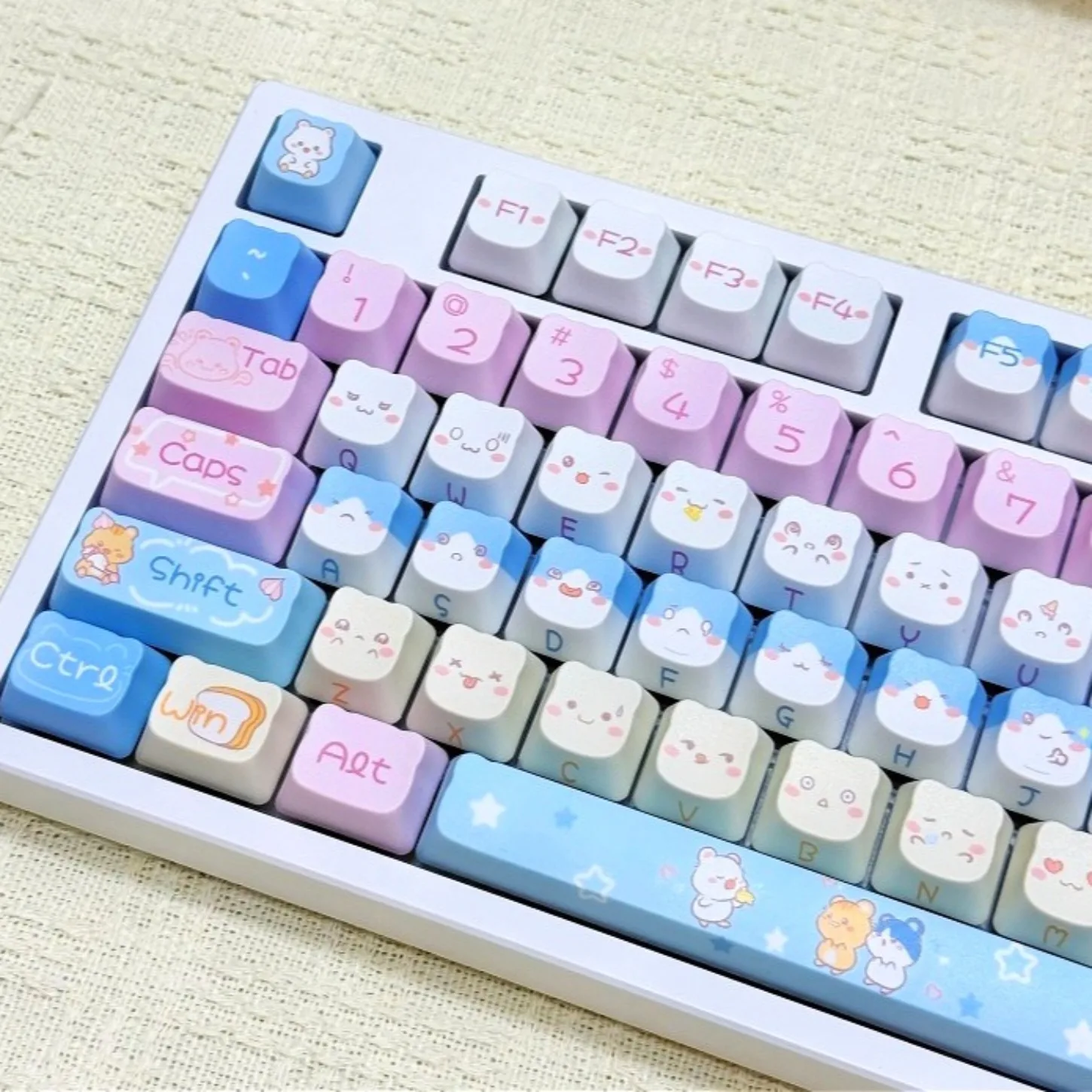 

Cute Mouse Theme Keycaps 124 Keys MOA Profile PBT Keycap Set for MX Switch Gamer Mechanical Keyboard
