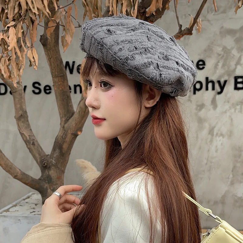 Women\'s Berets Autumn Newsboy Cap Painter Hat Hole Gray Black Color Flat Cap Vintage Women Fashion Accessories Beanies New 2024