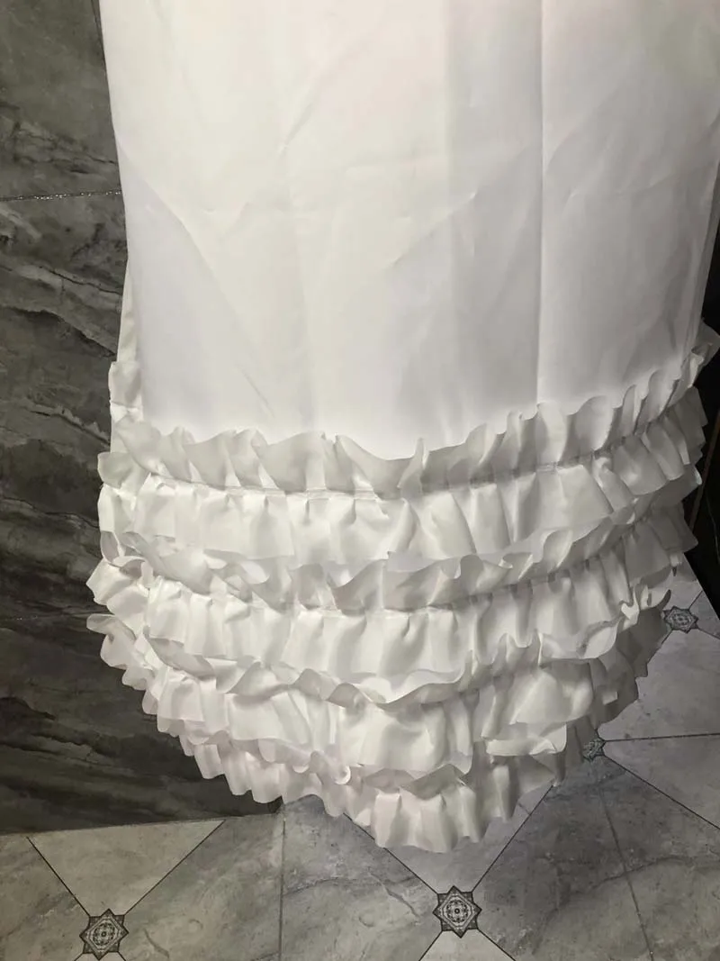 White Ruffled Princess Dress Design Shower Curtain Bathroom Waterproof Mildewproof Polyester Fabric With 12 Hooks 180cm*180cm