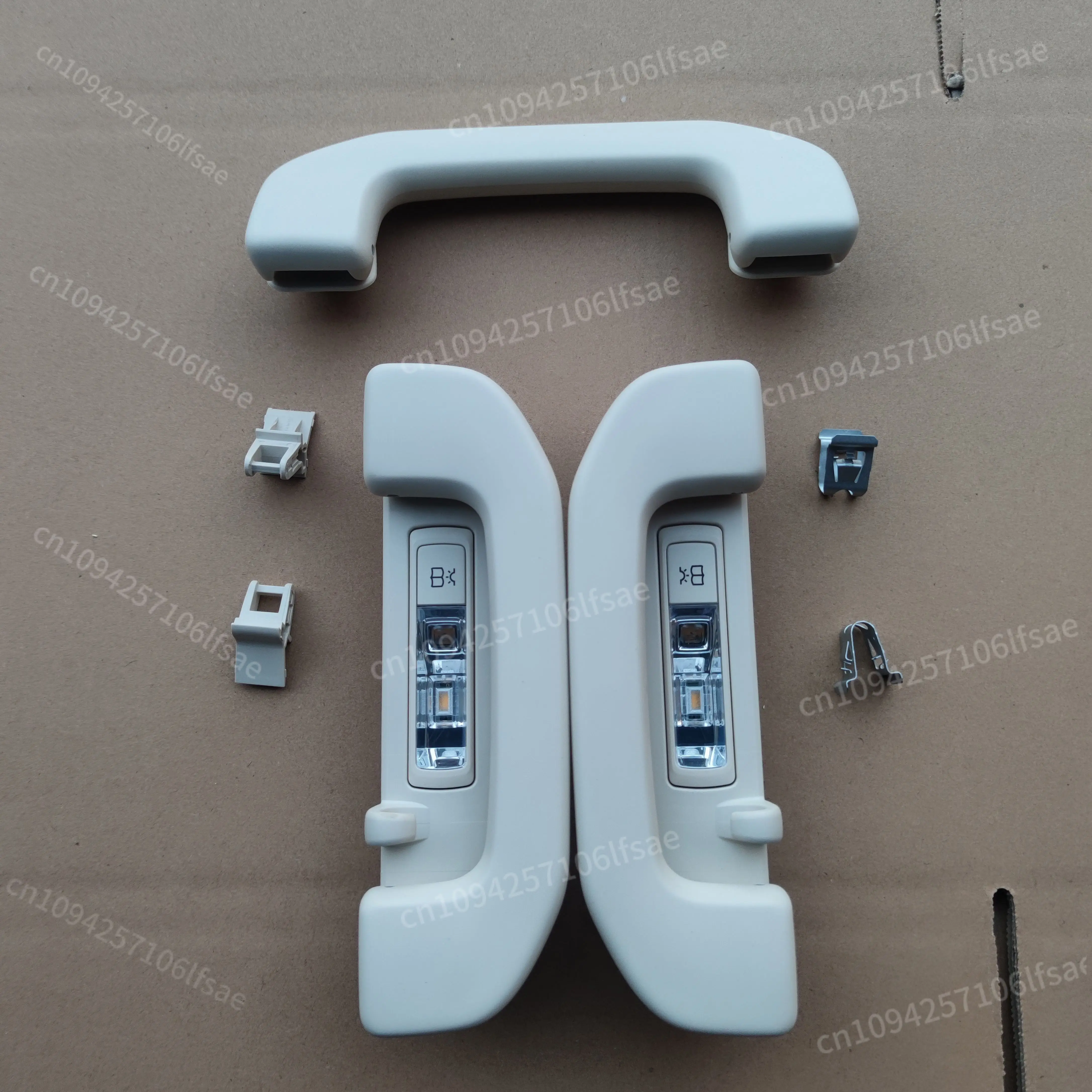 

FOR Mercedes-Benz auto parts, Mercedes-Benz, Vito V250 V260 armrest buckle, ceiling armrest plug, armrest clip