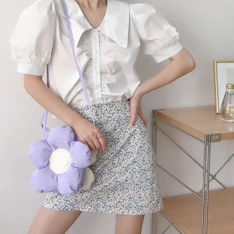 

1 Pcs Cute Small Flower Bag Women's Bag Messenger Bag Simple Casual Style The Single Shoulder Bag