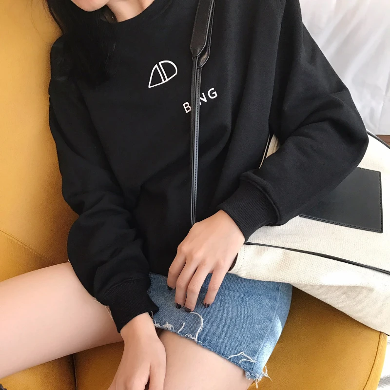 French Style Minimalist Fashion Versatile Women Loose Casual Pullover Sweatshirt Solid Color Round Neck Long Sleeved Sweatshirt