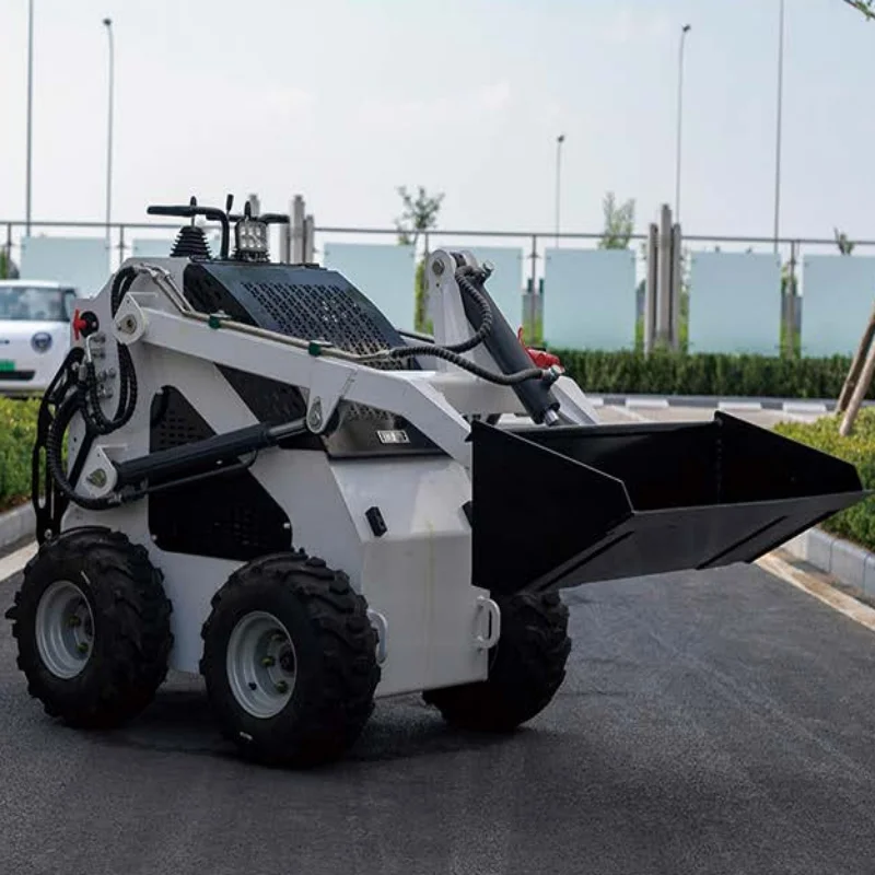 جرافة انزلاقية فعالة ومتينة مخصصة، مناسبة لمواقع البناء والزراعة والبستنة، مع قوة