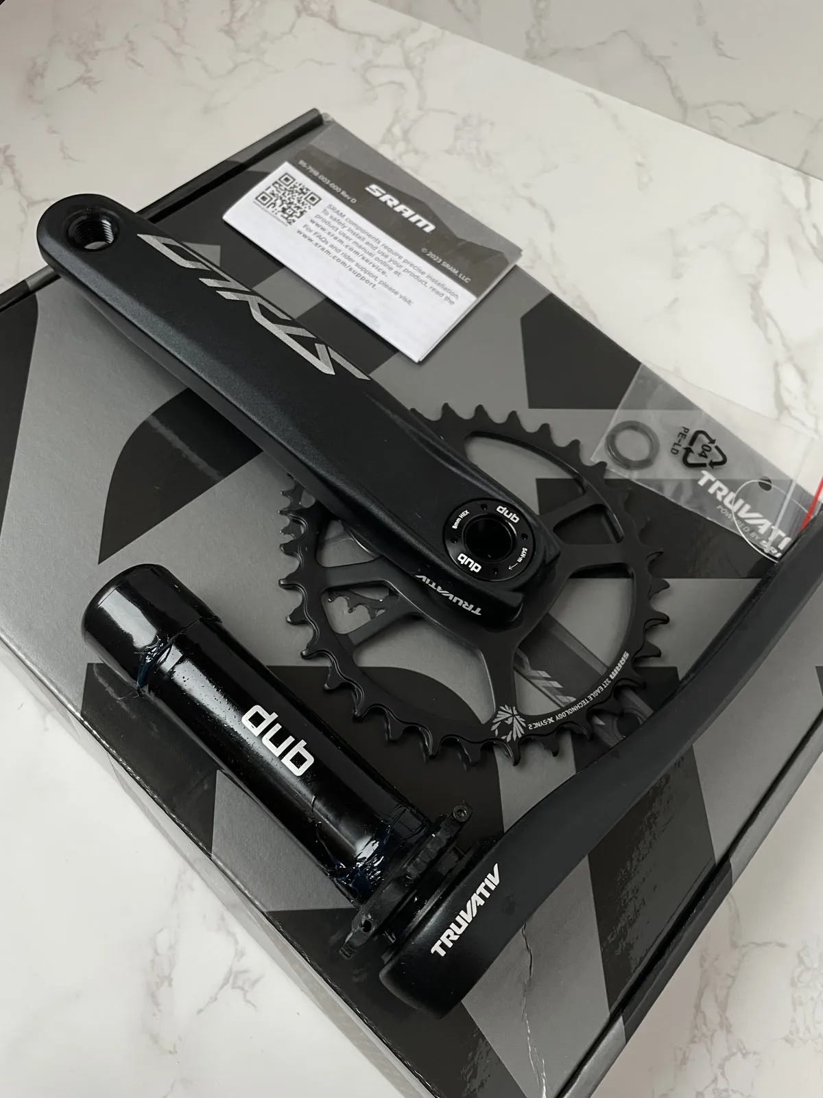 SRAM TRUVATIV  STYLO 6K DUB Crankset 6000 series forged aluminum arms Featuring SRAM\'s X-SYNC™2 tooth profile chainring