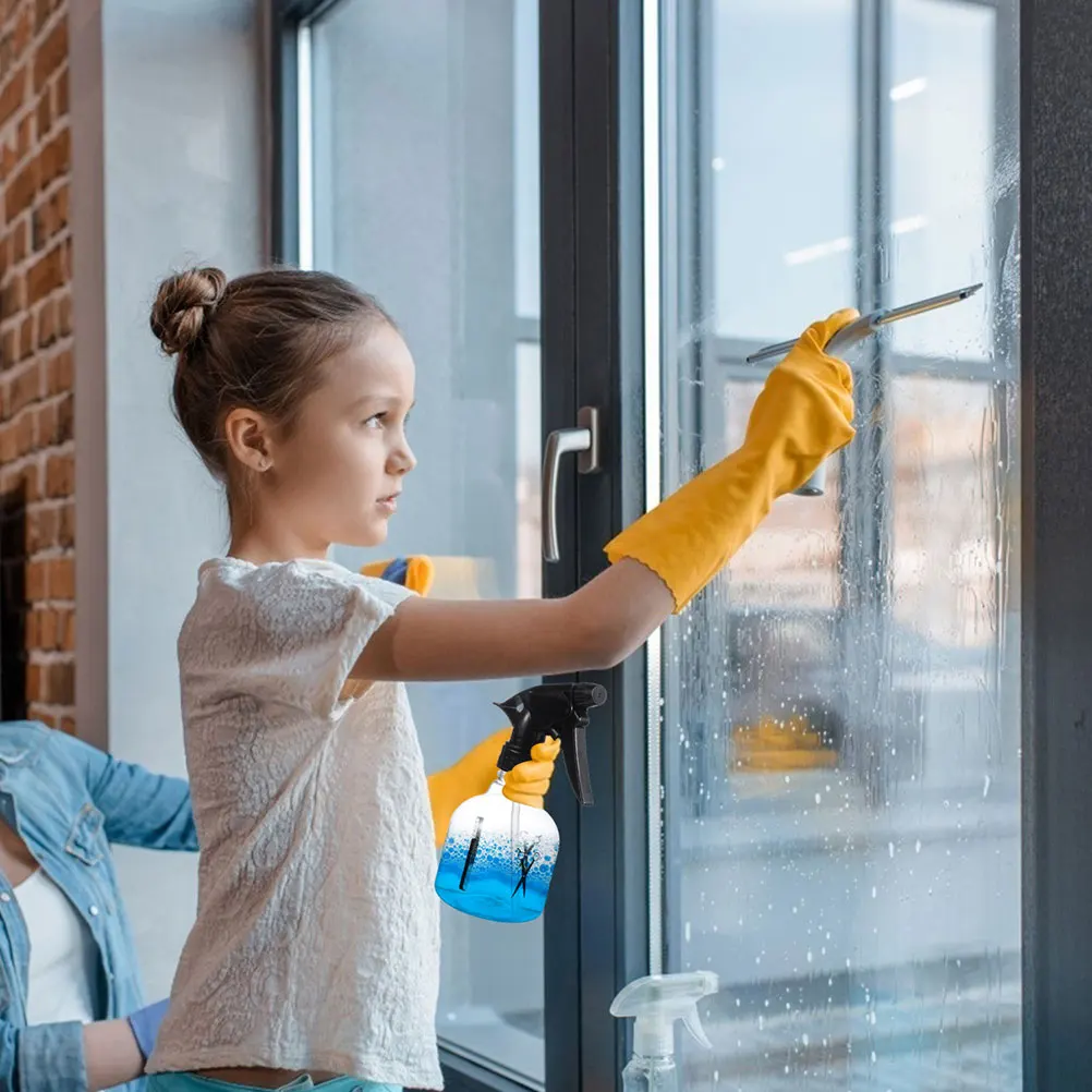 

2Pcs Spray Watering Can Portable Plastic Spray Bottle Fine Mist Sprayer Salon Supplies Hair Salon Barber Shop Watering Tool