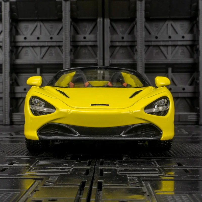 

1:24 McLaren 720S модель автомобиля из сплава, трансформируемый суперкар, детская игрушечная машинка со звуком и функциями освещения