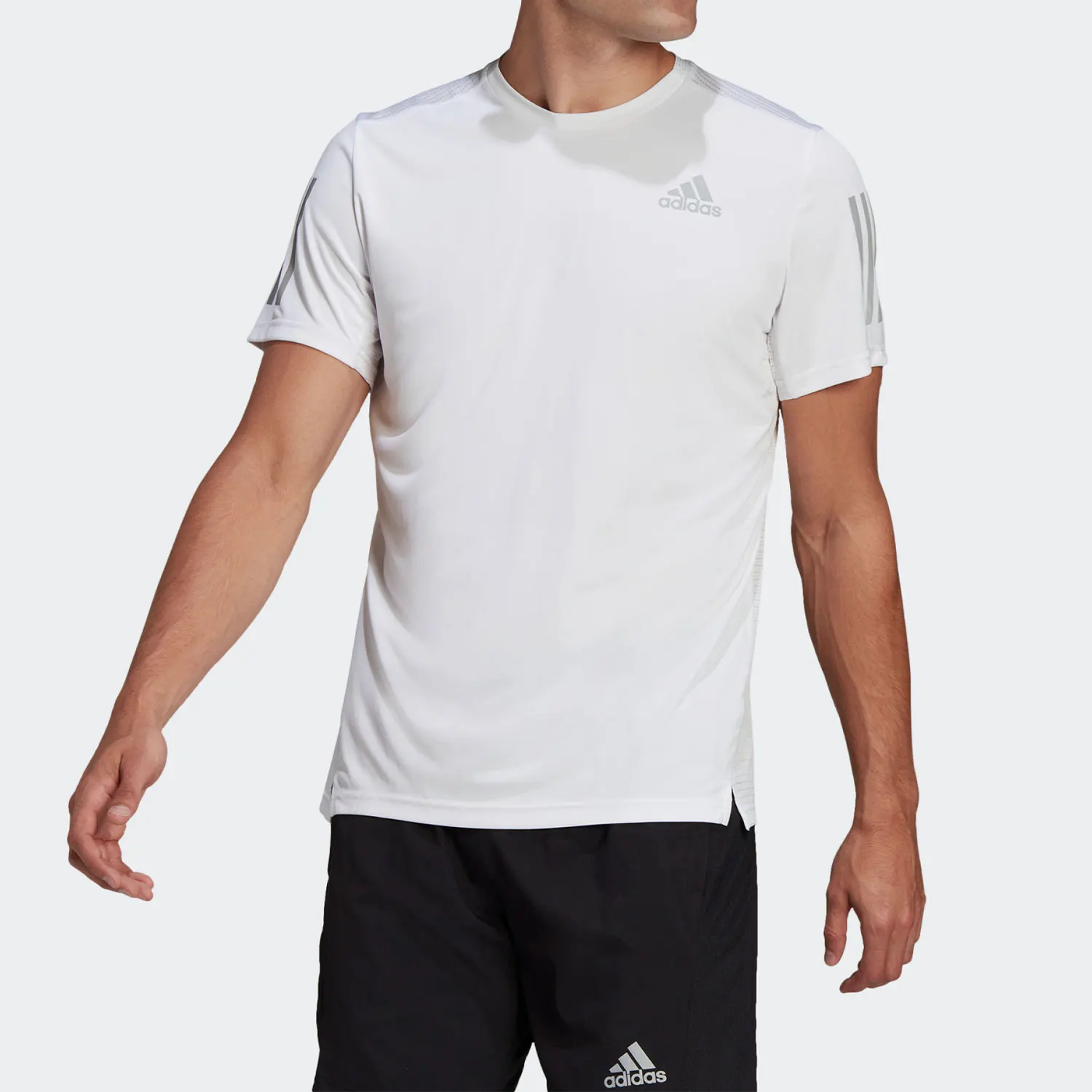 

Оригинальная новая мужская спортивная дышащая удобная футболка Adidas с круглым вырезом для бега HB7444